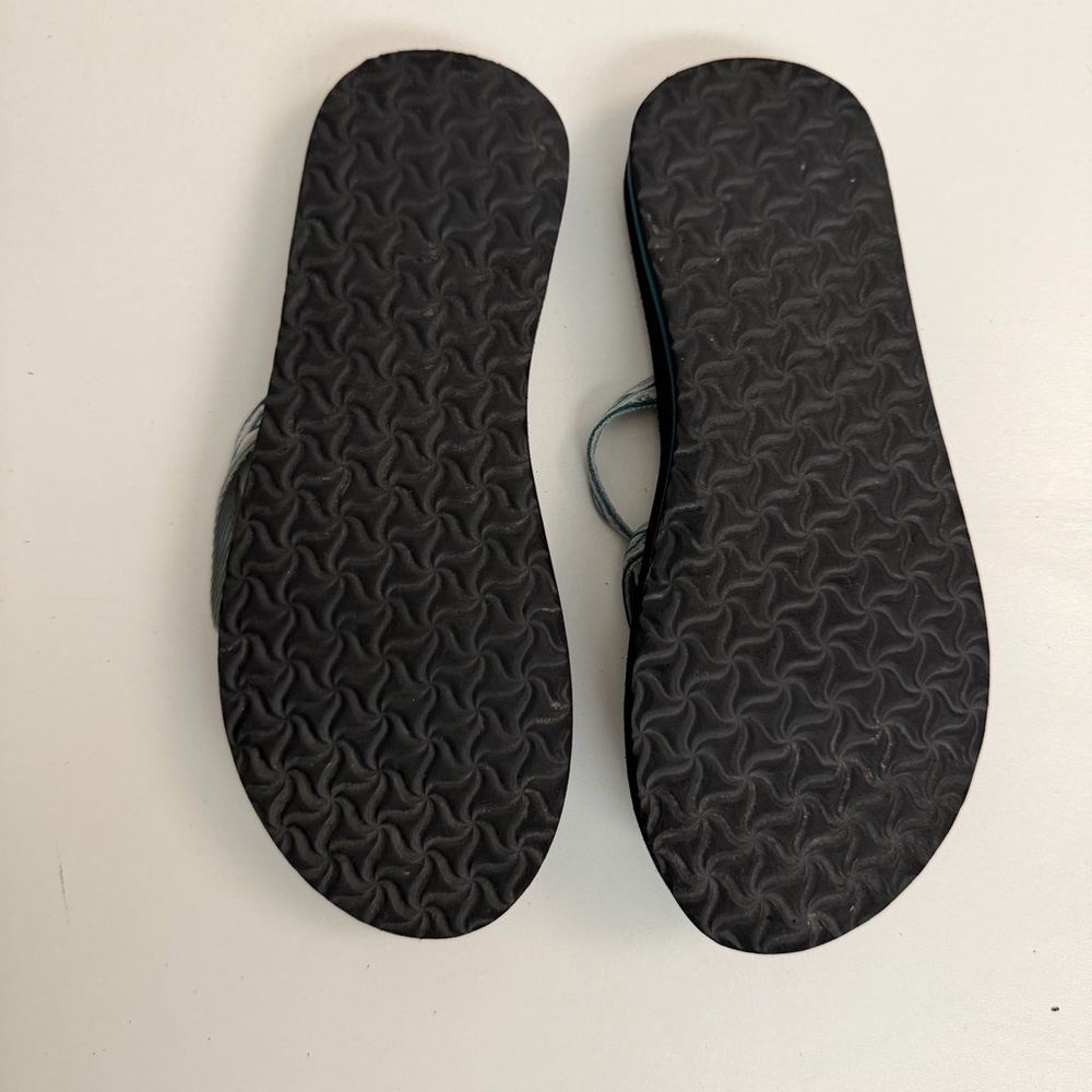 Teva Sandals Flip Flop Thongs Olowahu Comfort Foam Recycled Vegan Green White - Picture 10 of 11